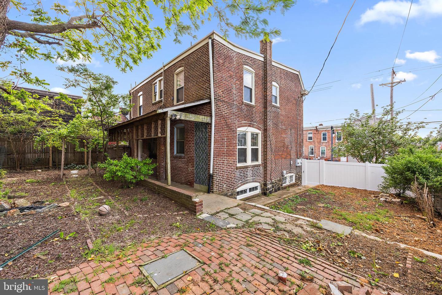 808 N LINCOLN ST #2