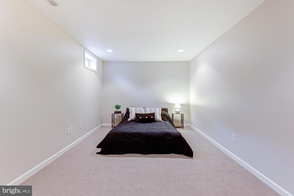 757 Wood Duck Ct