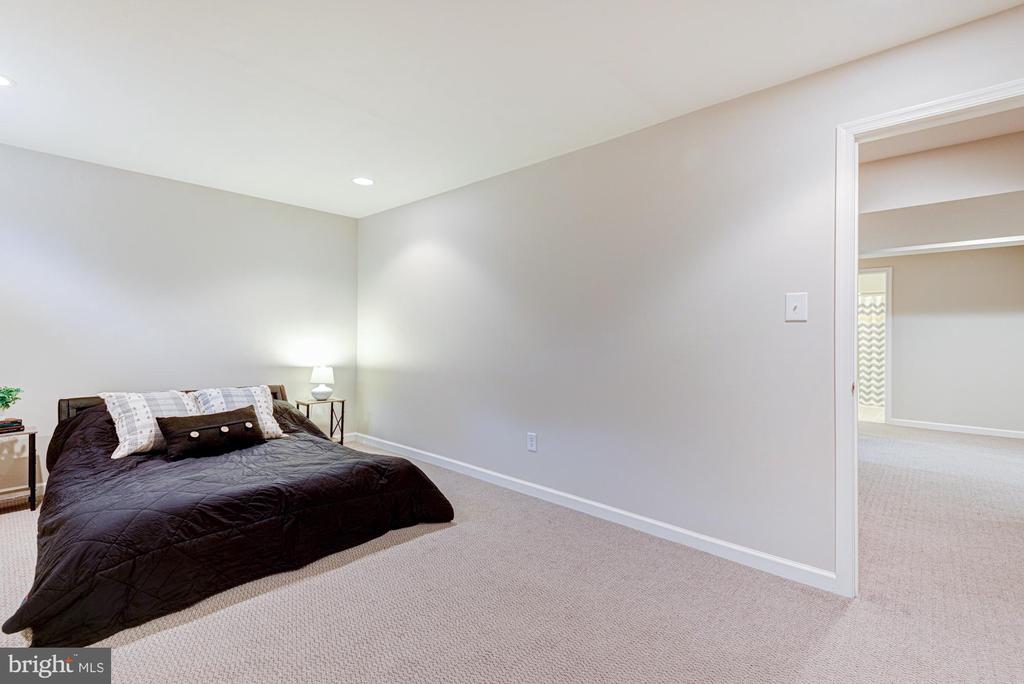 757 Wood Duck Ct