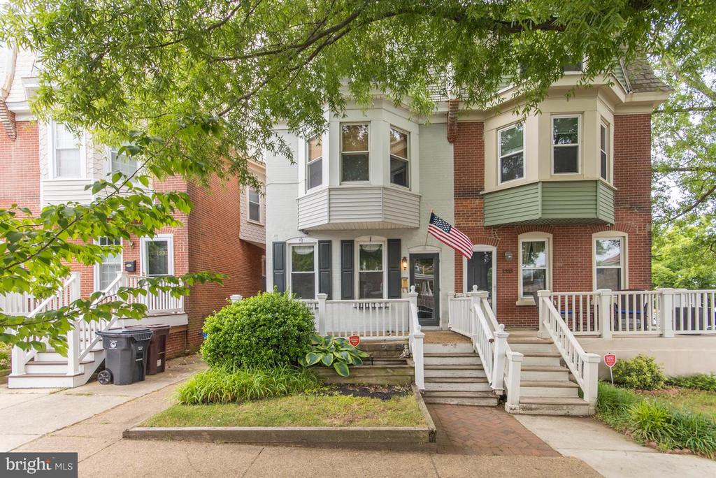1333 N DUPONT