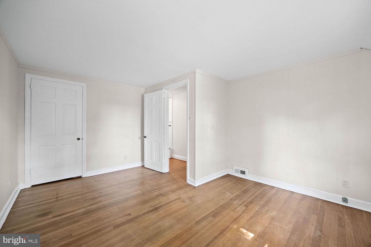 211 HARKER AVE