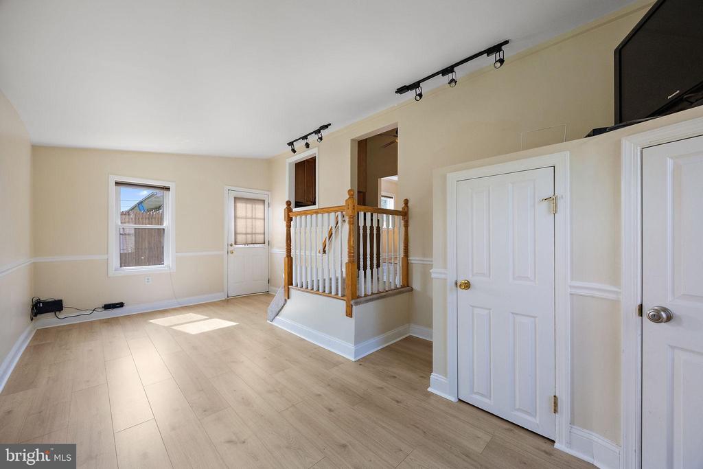 20 ST JOHN DR