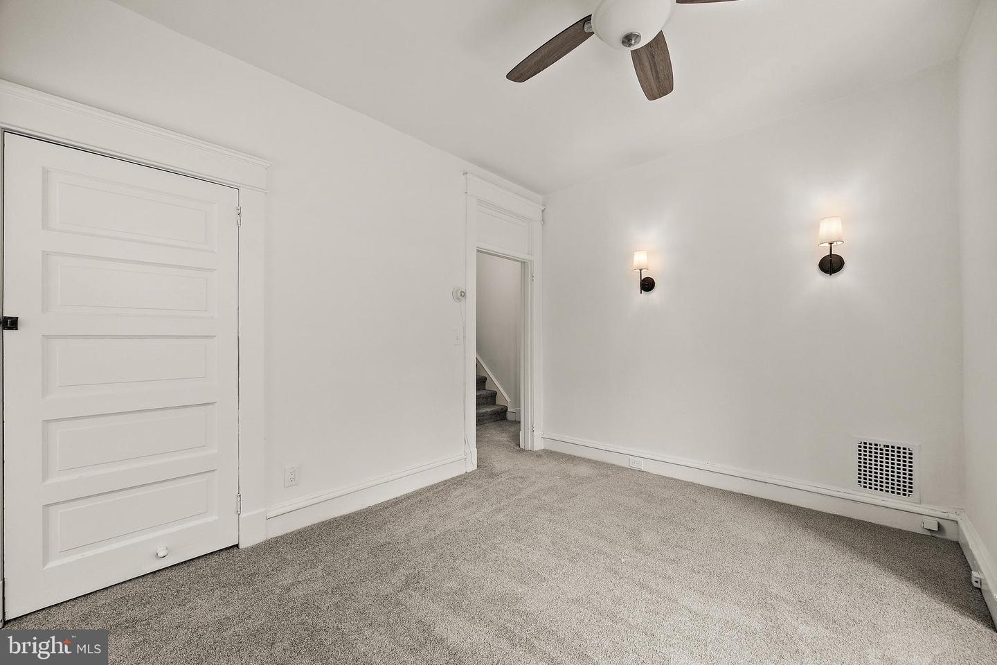 424 W 21ST ST #2