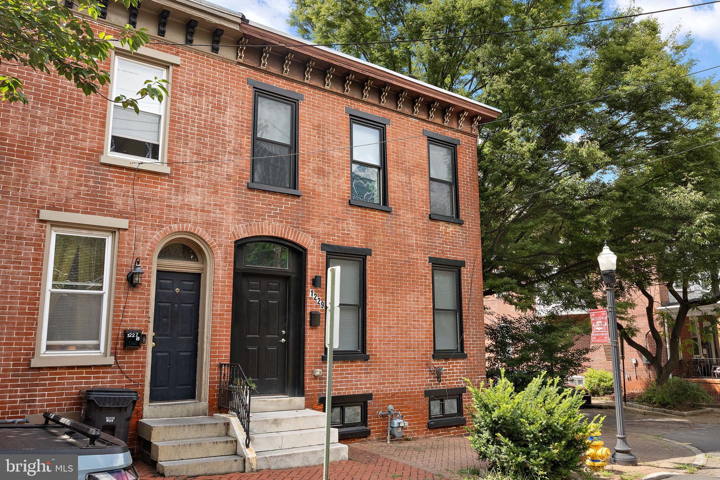 1229 N Tatnall St