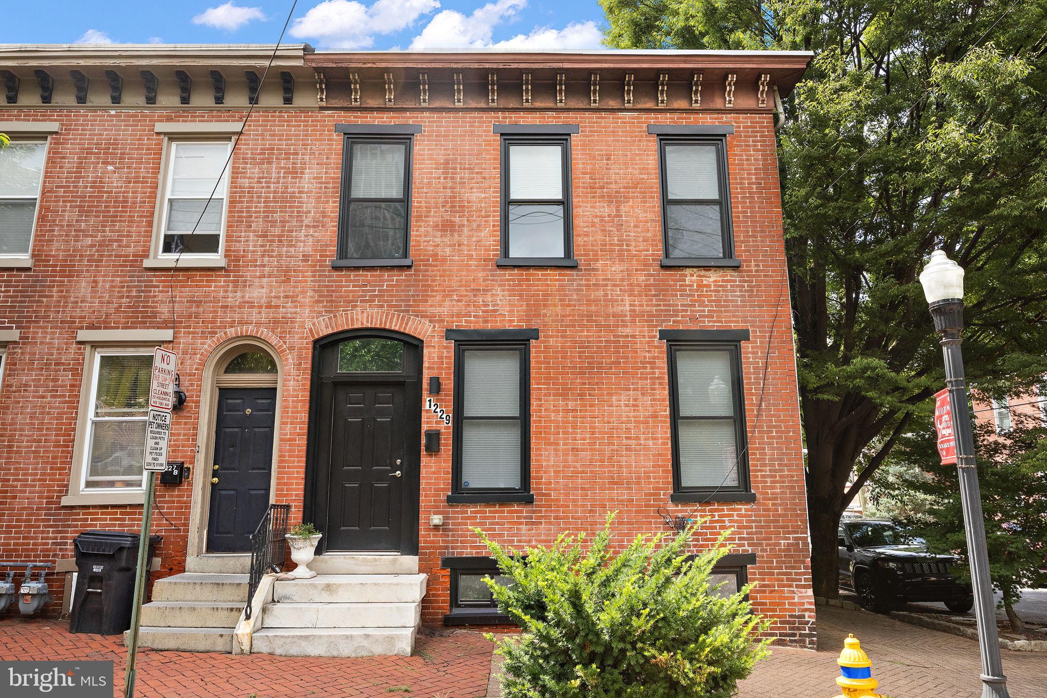 1229 N Tatnall St