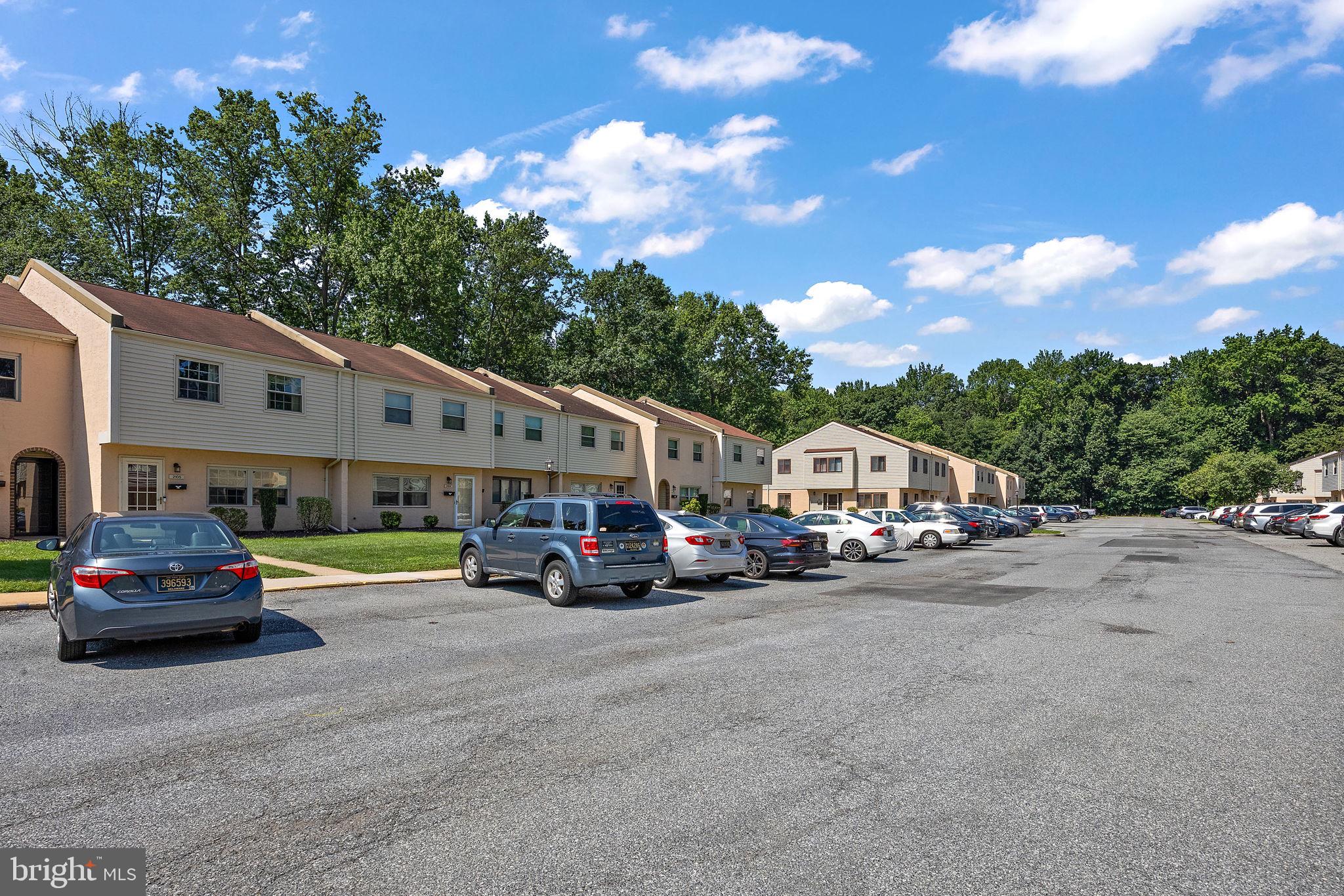 2105 Chelmsford Cir #2105