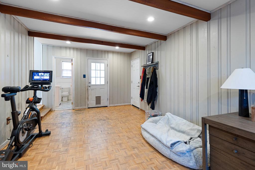 414 LEE TERRACE