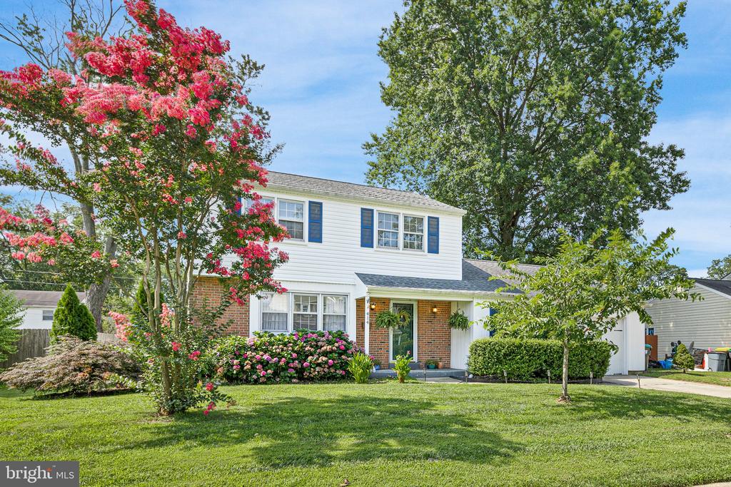414 LEE TERRACE