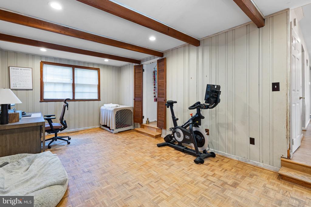 414 LEE TERRACE