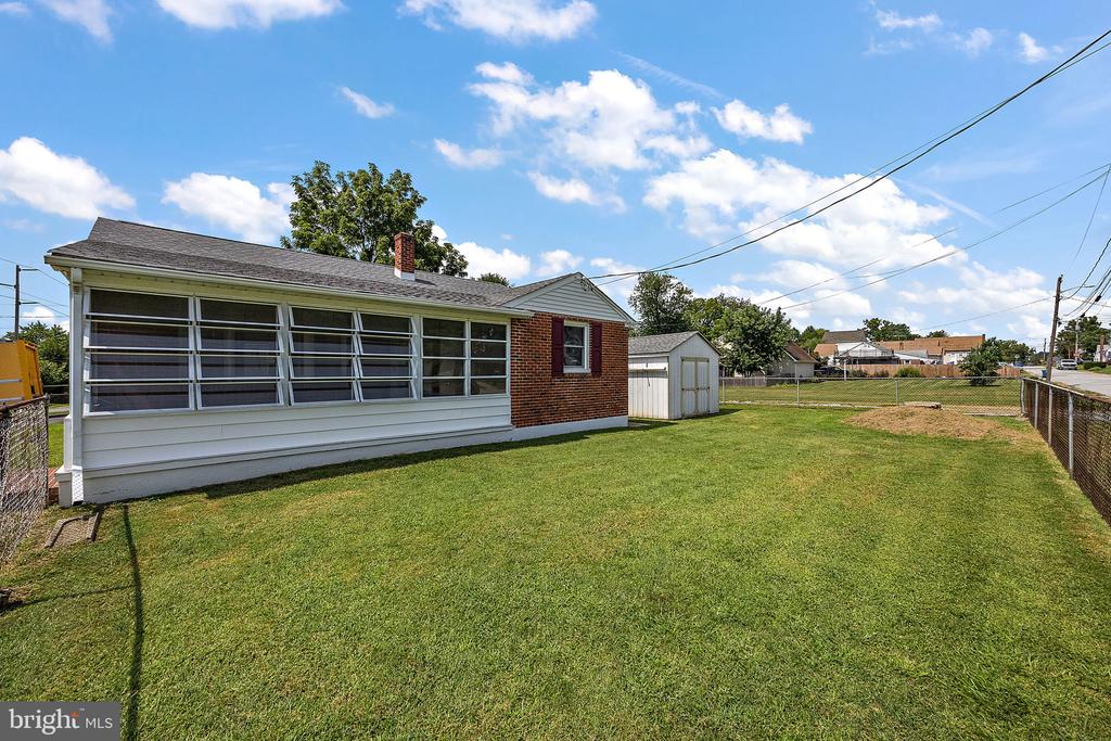 3423 Clayton Ave