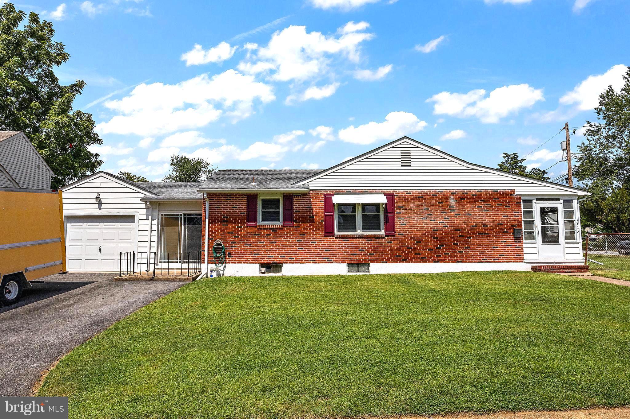 3423 Clayton Ave