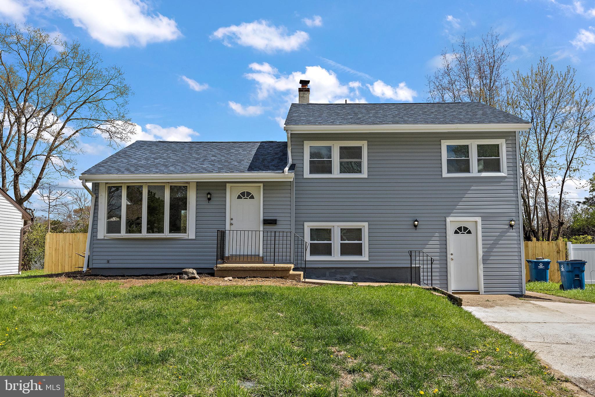 20 E DICKENS ROAD