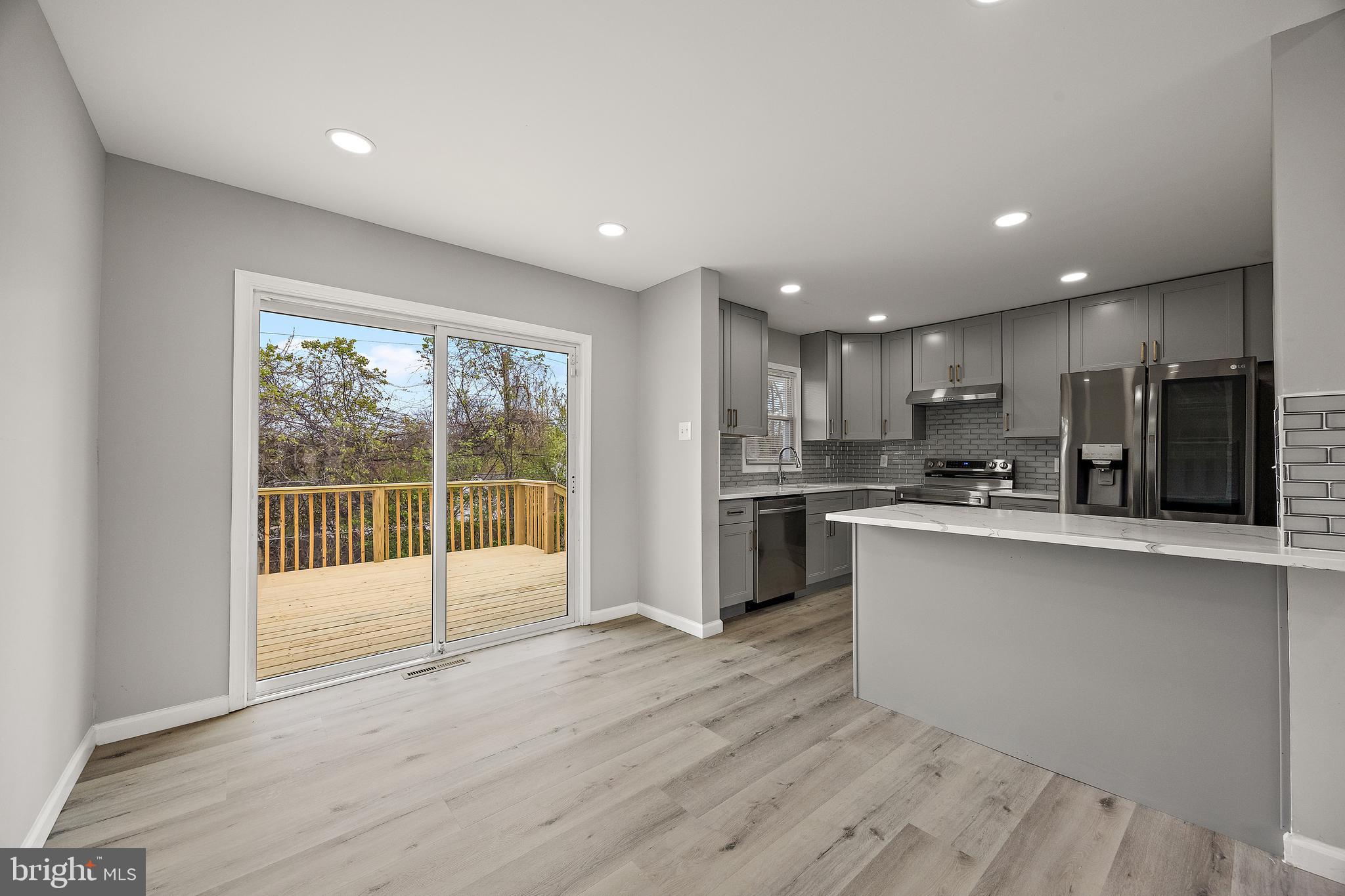 20 E DICKENS ROAD