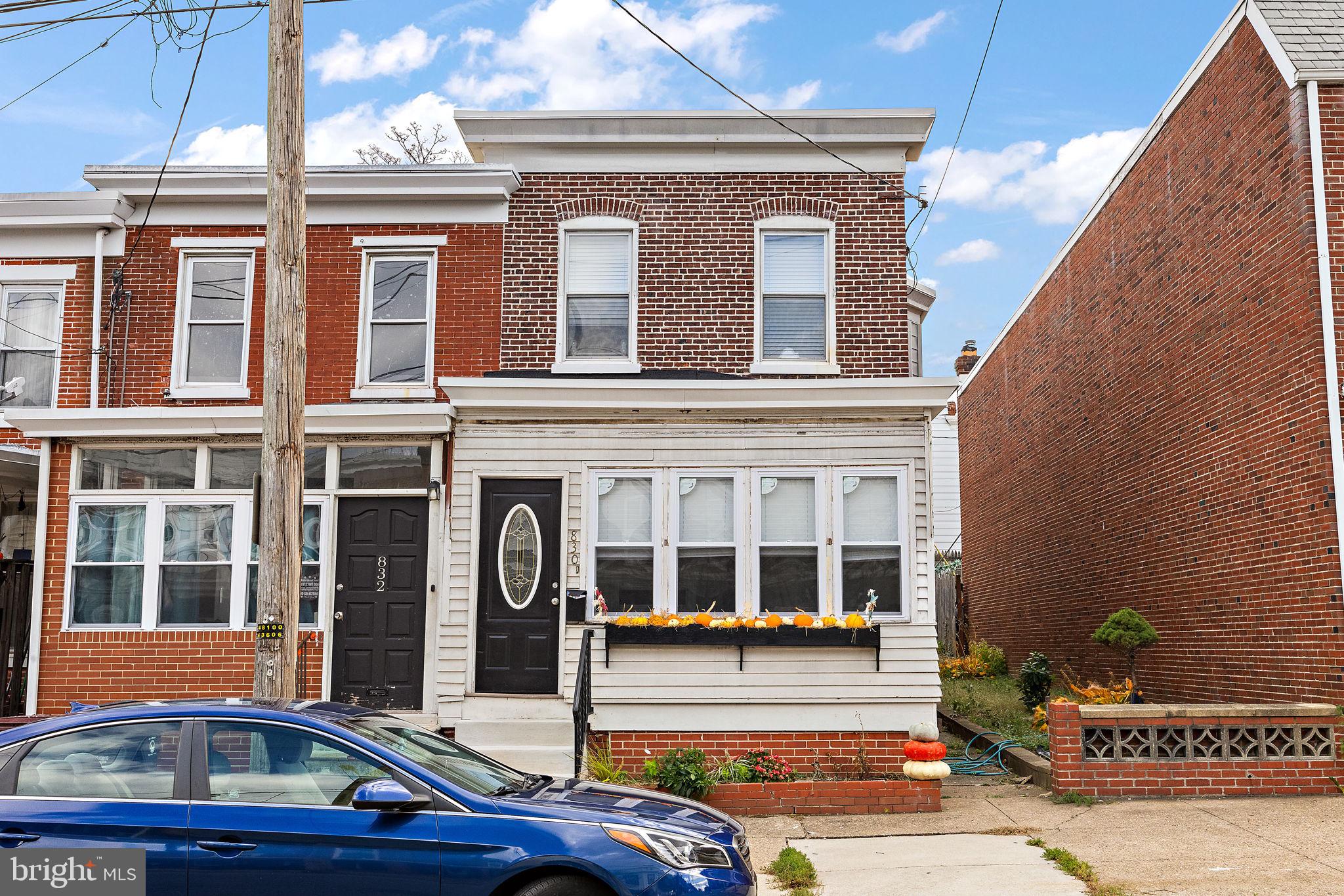 830 N DUPONT STREET