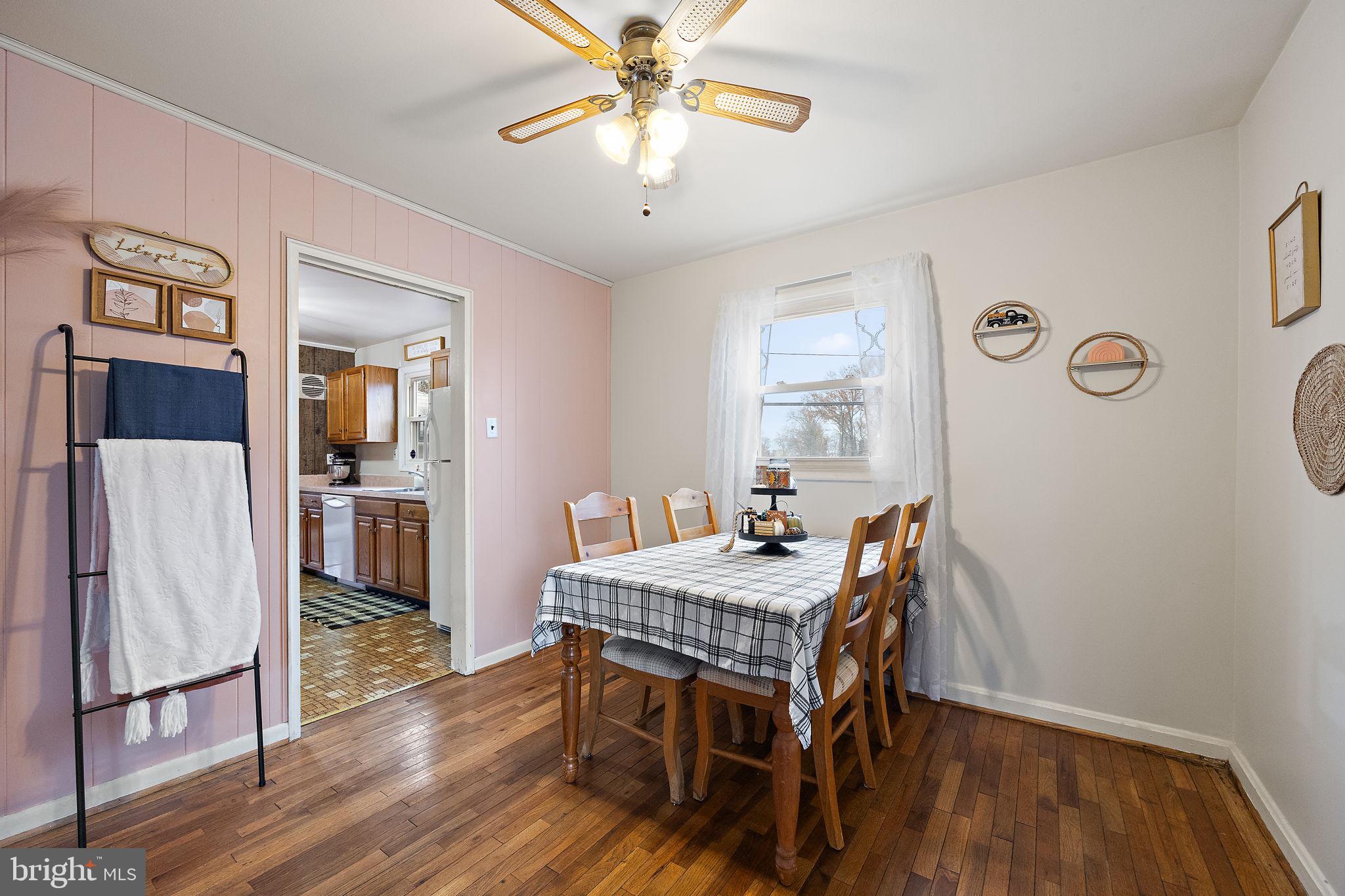 3841 KATHERINE AVENUE