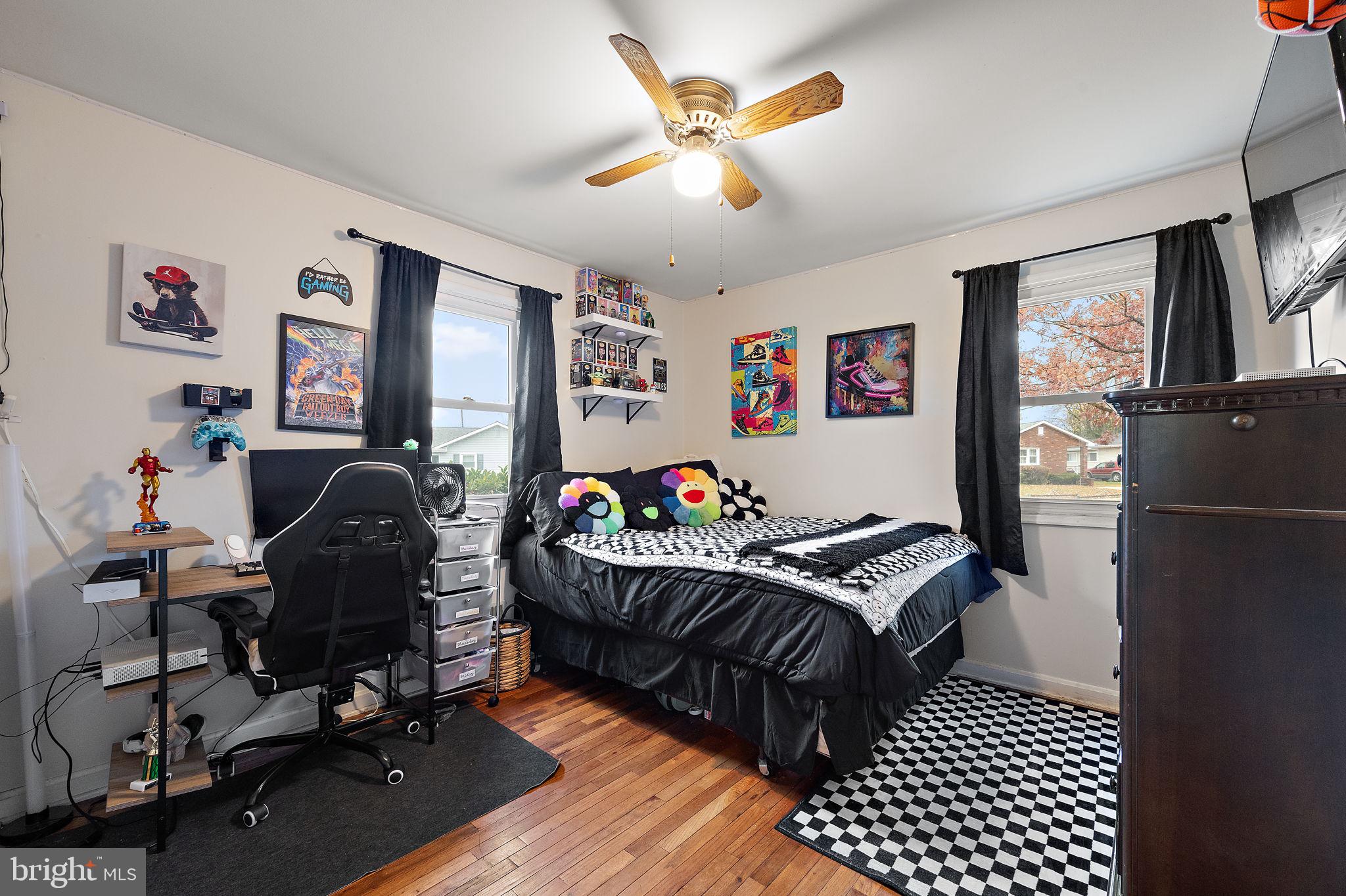 3841 KATHERINE AVENUE