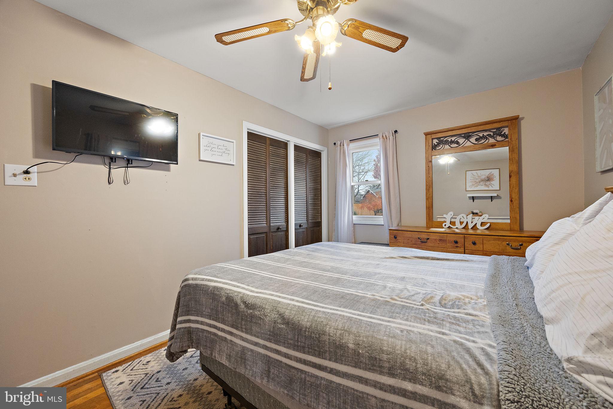 3841 KATHERINE AVENUE