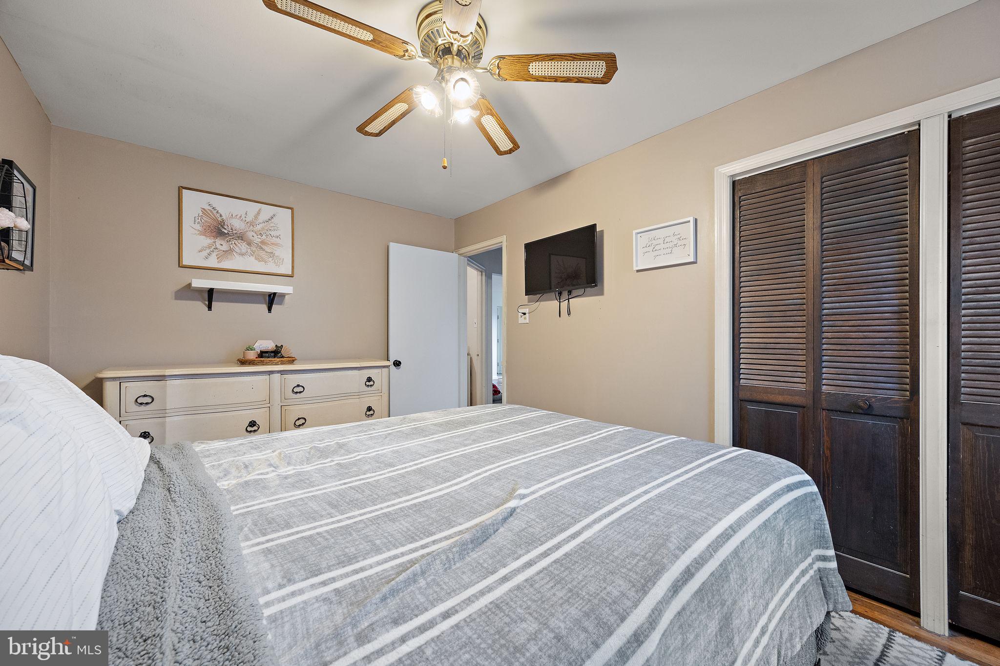 3841 KATHERINE AVENUE