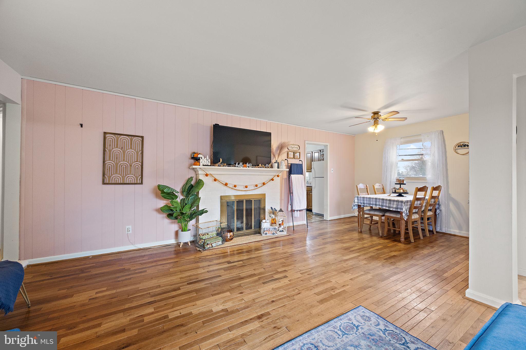 3841 KATHERINE AVENUE