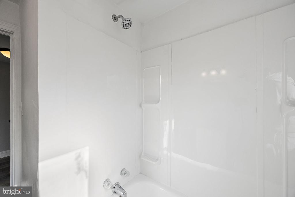 1409 W 4TH STREET