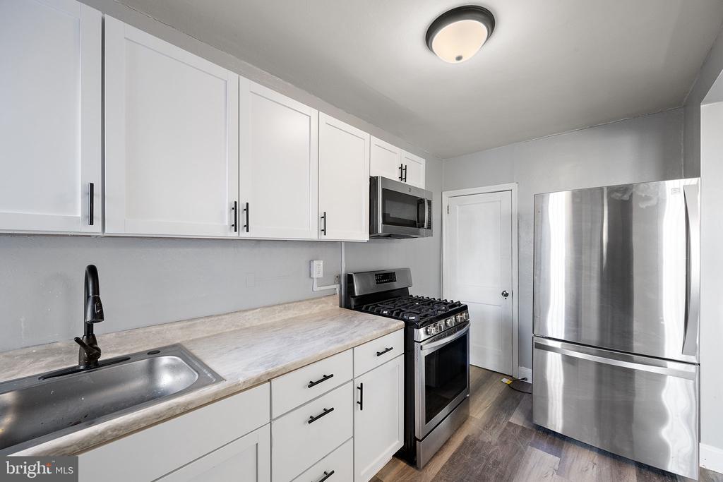 1409 W 4TH STREET