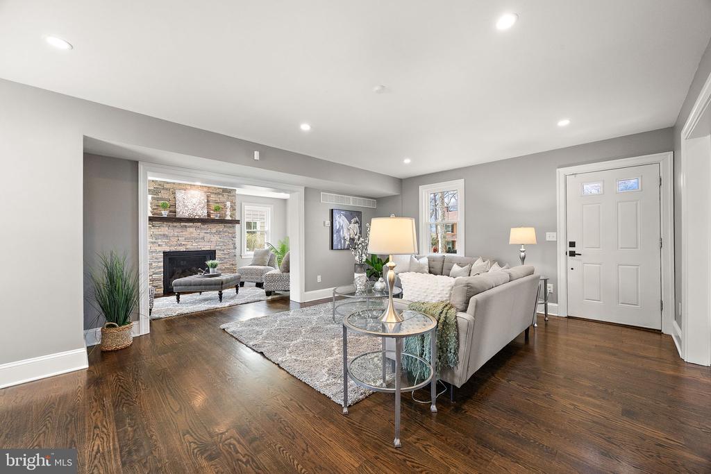 9 WIER AVENUE