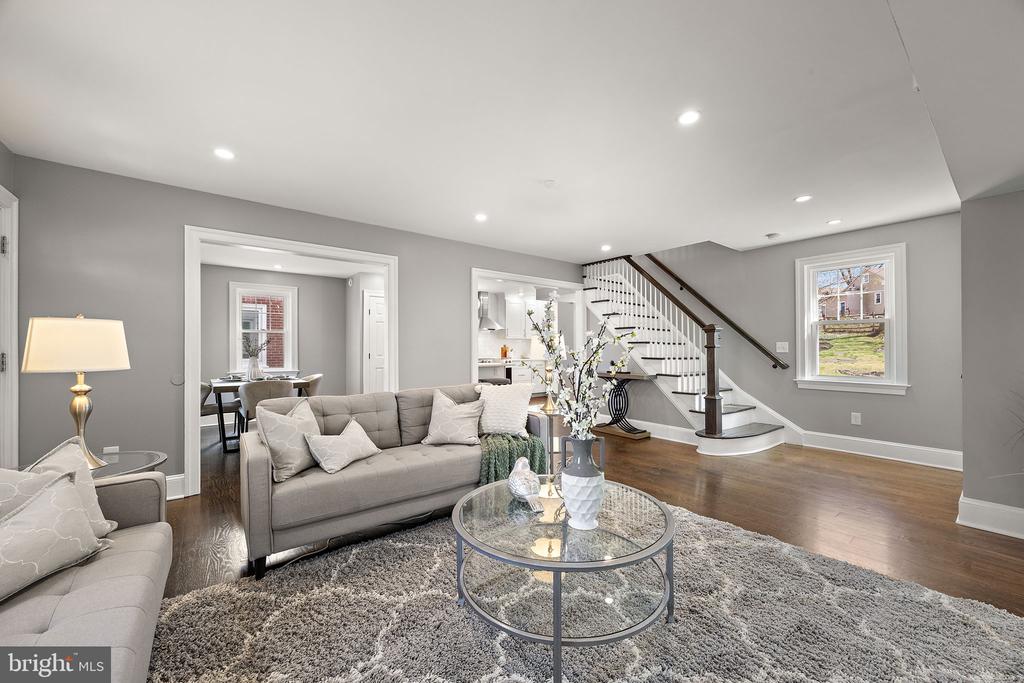9 WIER AVENUE