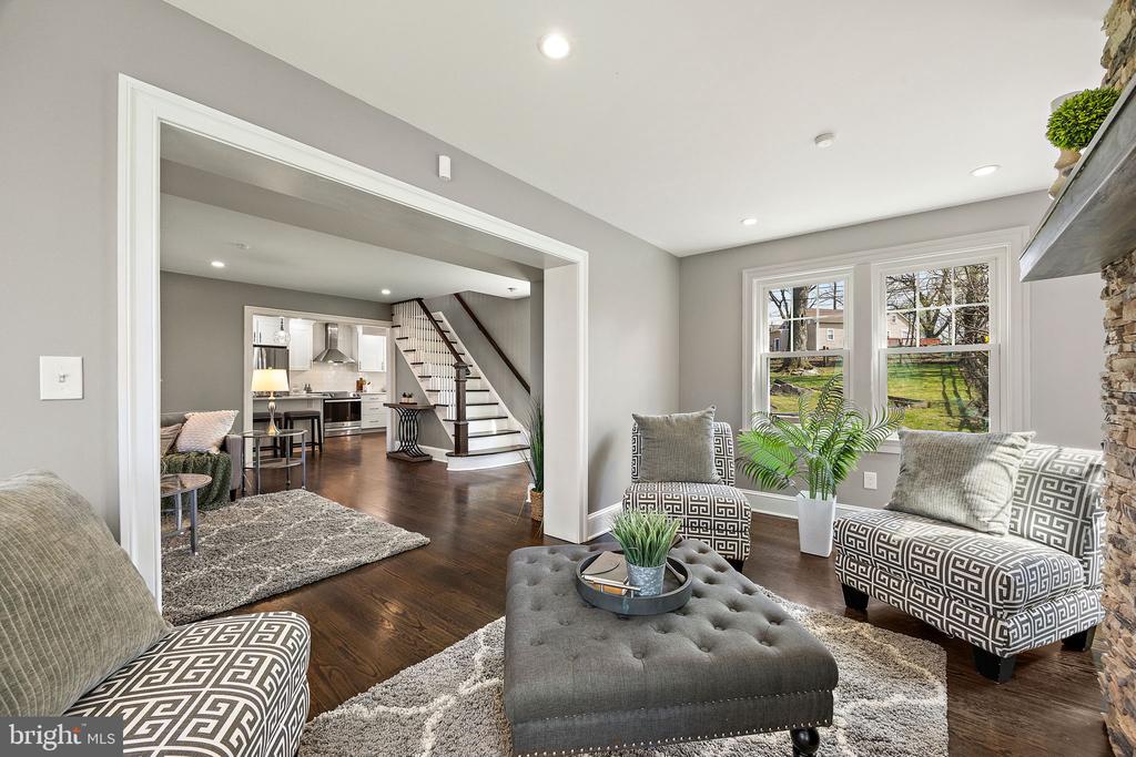 9 WIER AVENUE