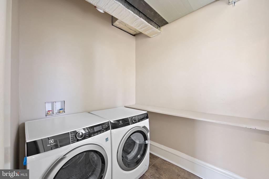 1522 W 7TH STREET 3