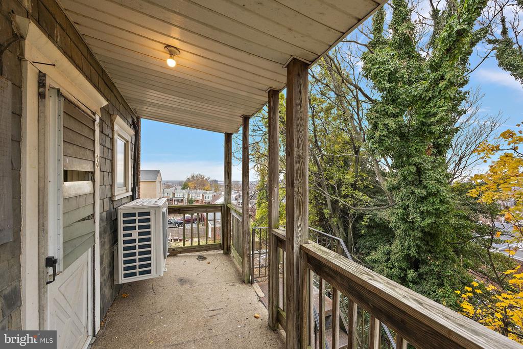1522 W 7TH STREET 3