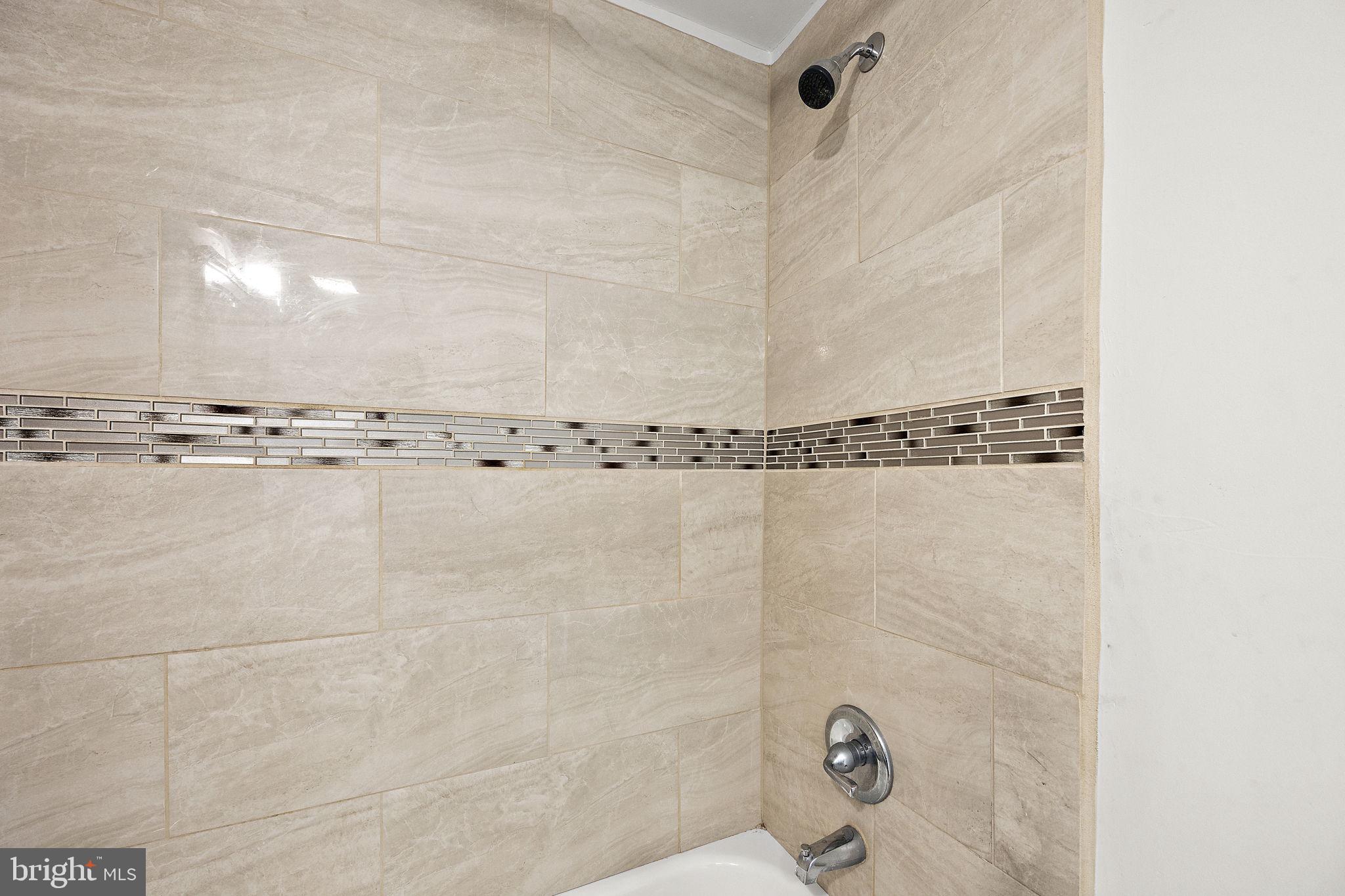 2923 N VAN BUREN STREET