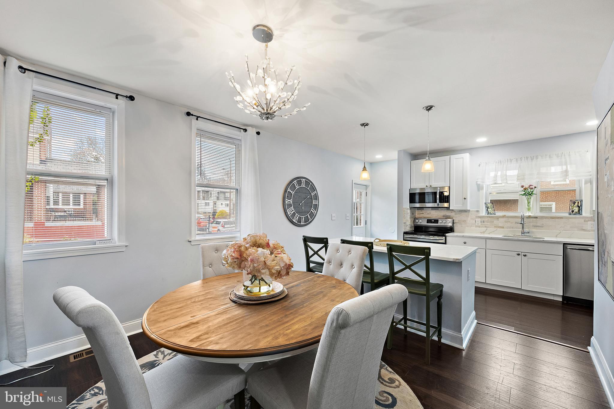 2923 N VAN BUREN STREET