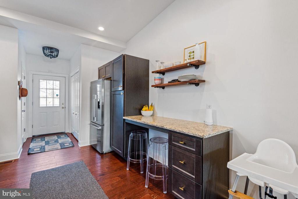 1809 W 10TH STREET