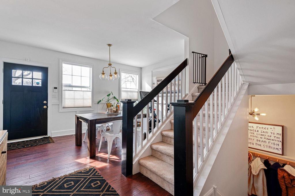 1809 W 10TH STREET