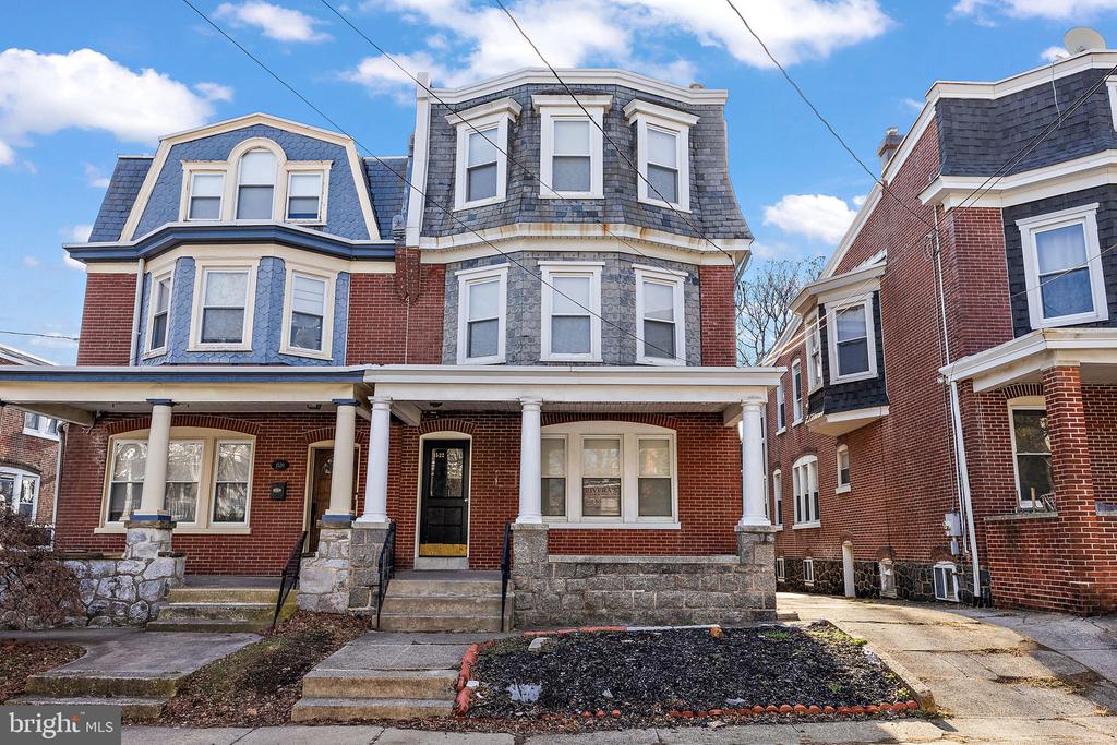 1522 W 7TH STREET 2