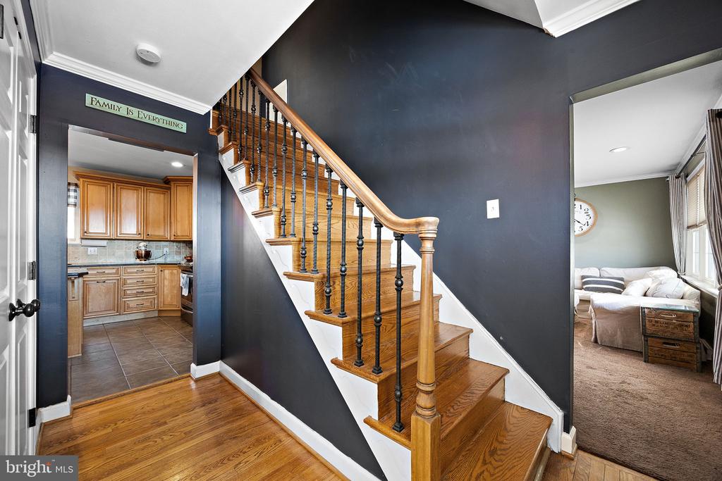 301 ORINDA DRIVE