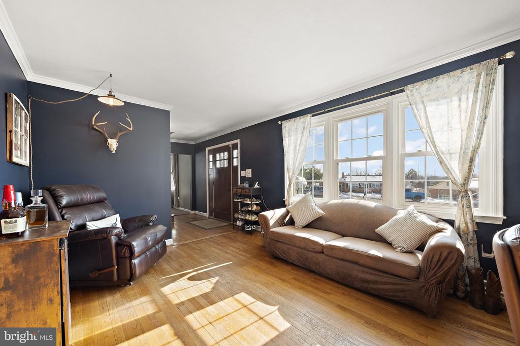 301 ORINDA DRIVE