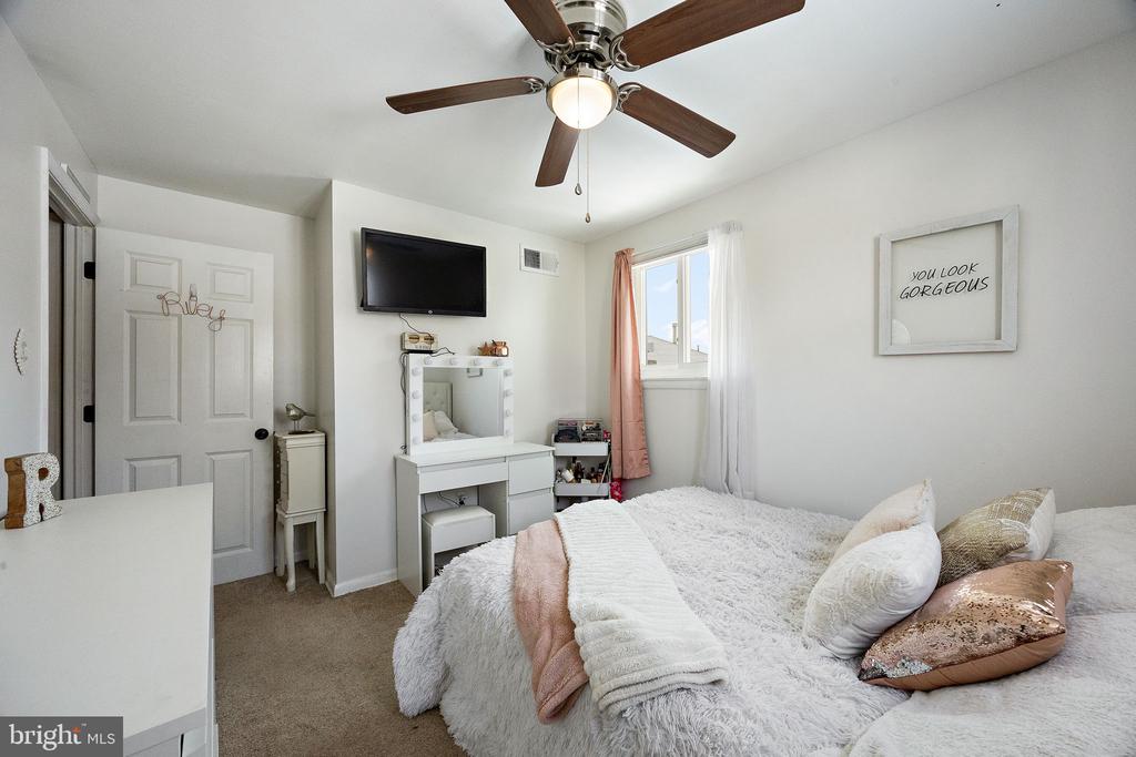 301 ORINDA DRIVE
