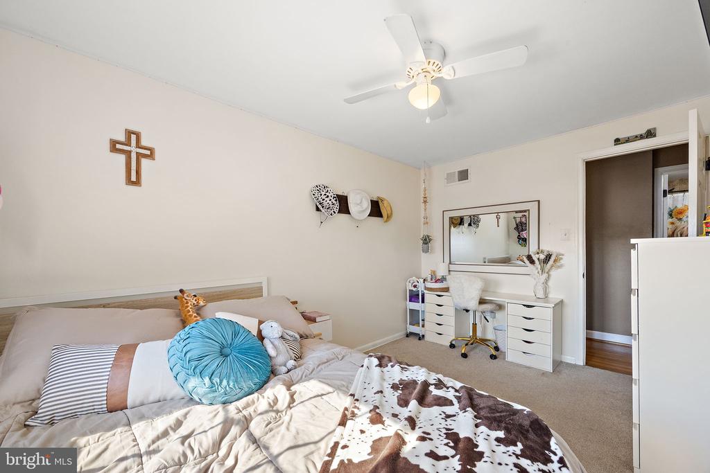 301 ORINDA DRIVE