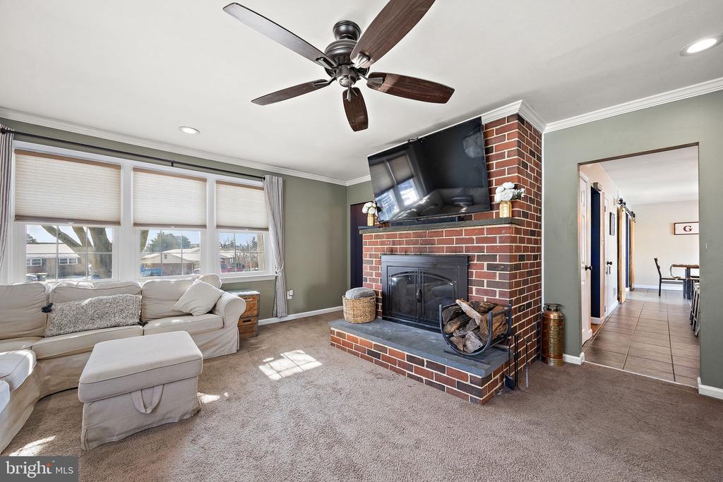 301 ORINDA DRIVE
