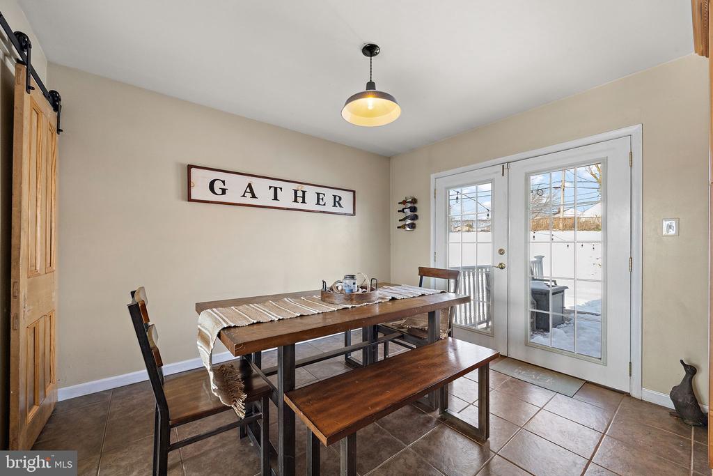 301 ORINDA DRIVE