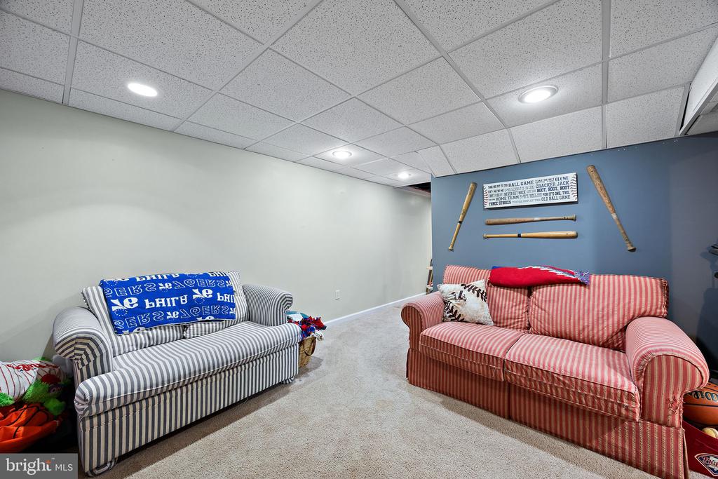 301 ORINDA DRIVE