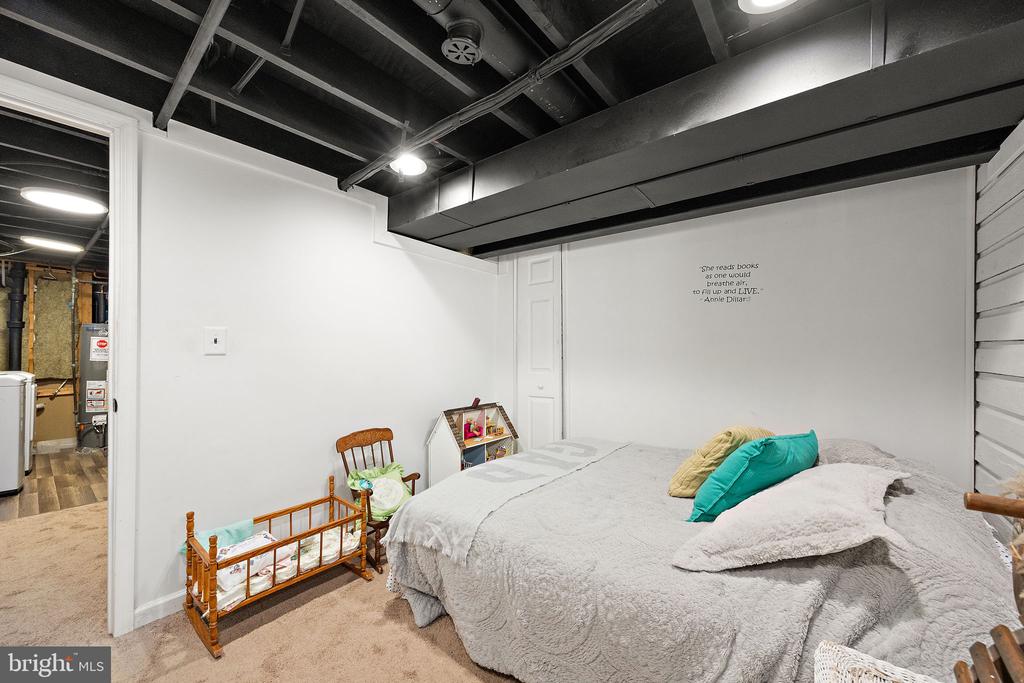 301 ORINDA DRIVE