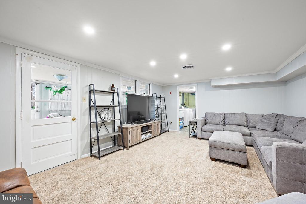 2204 FOOTE ROAD