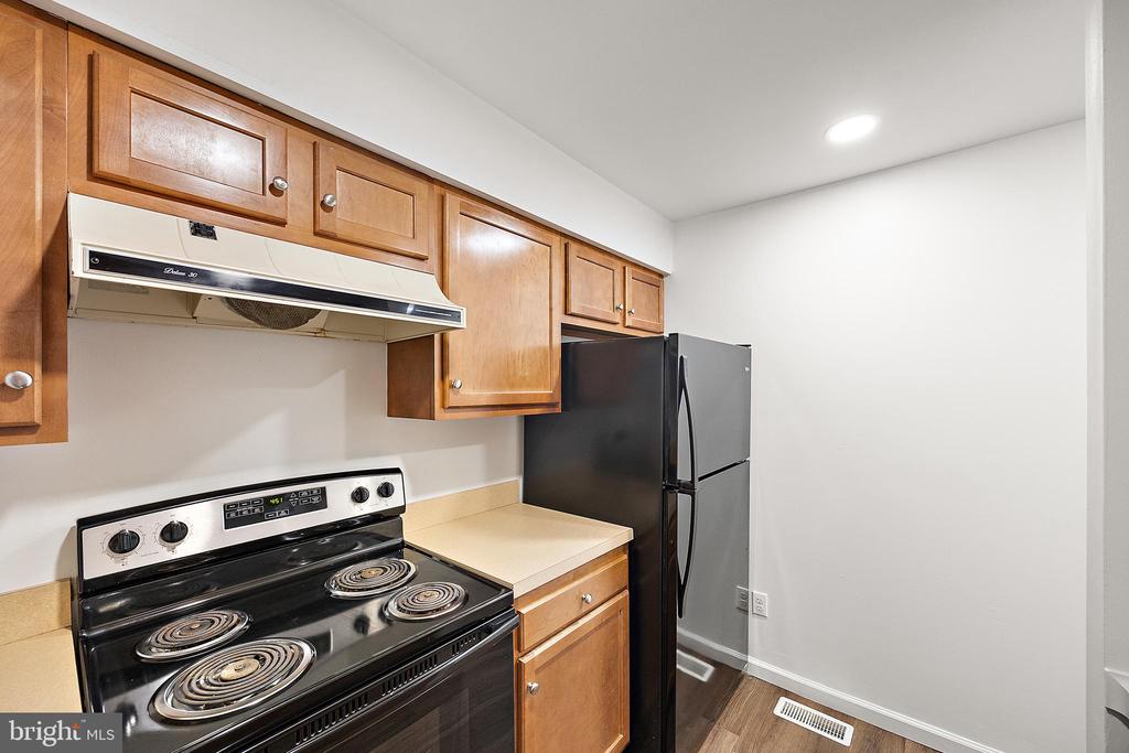 129 EMERY COURT B