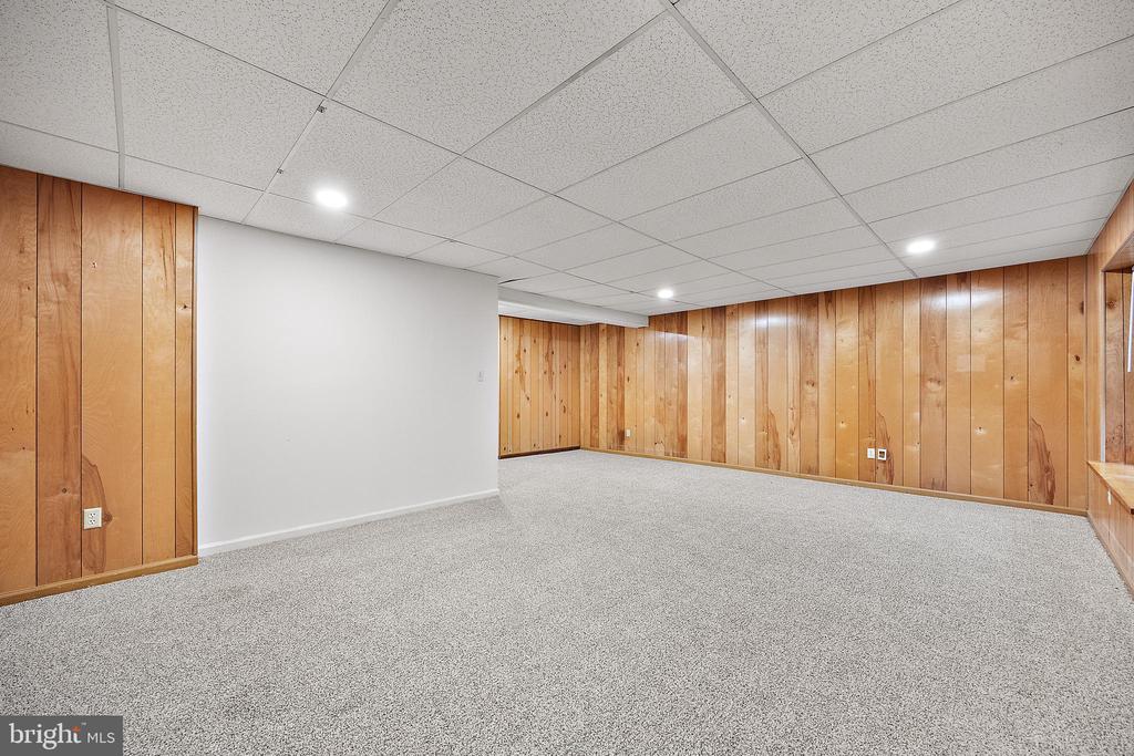 129 EMERY COURT B