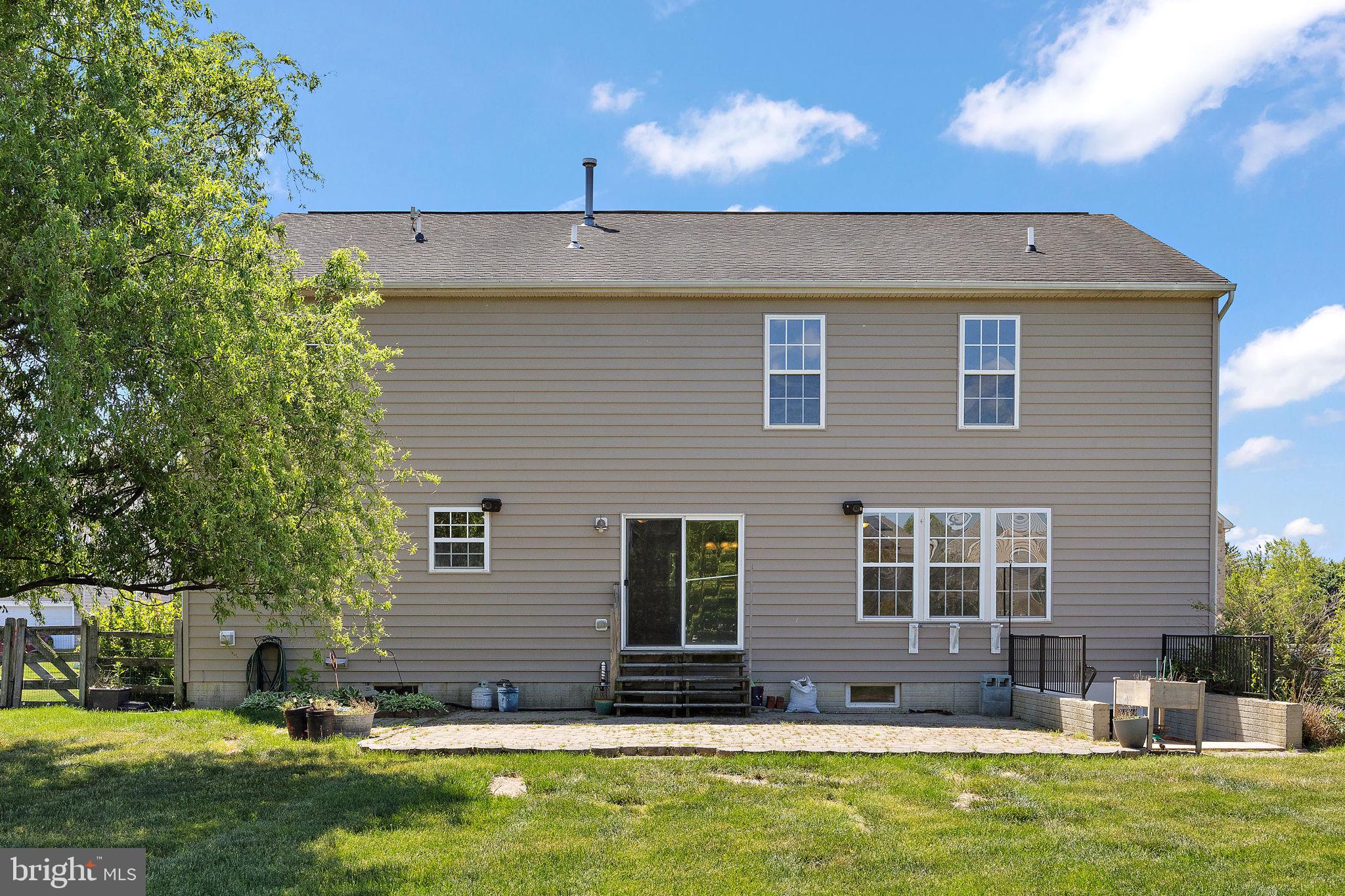 245 BUCKTAIL DRIVE