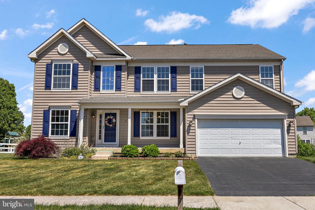 245 BUCKTAIL DRIVE