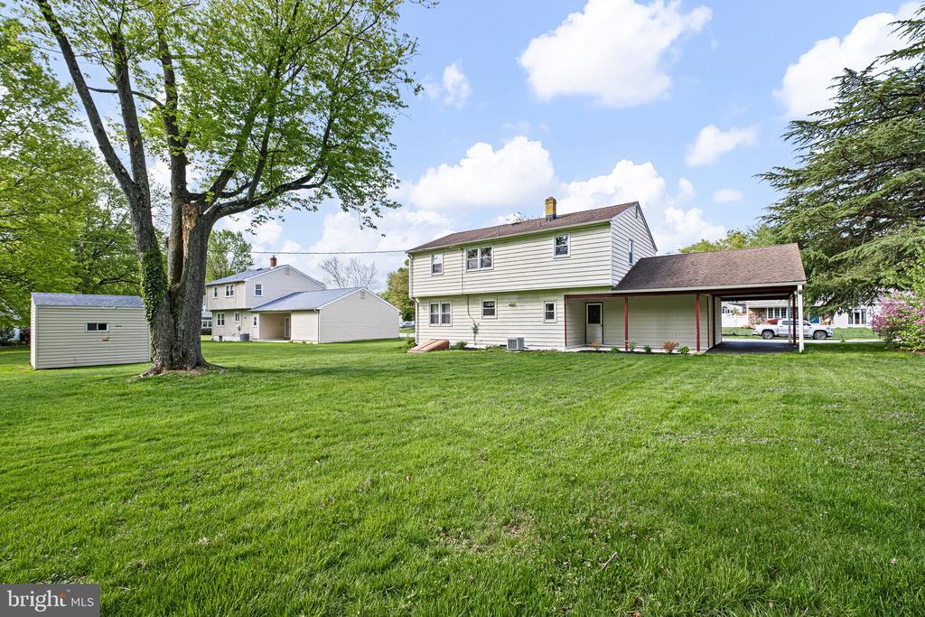 2403 LARKWOOD DRIVE
