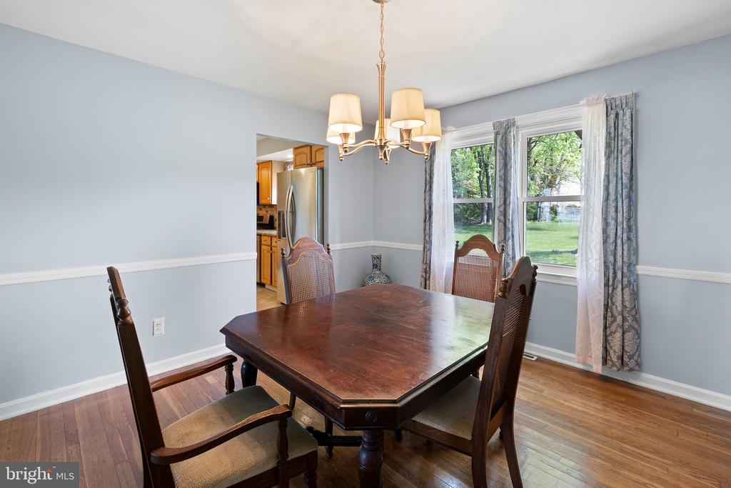 2403 LARKWOOD DRIVE